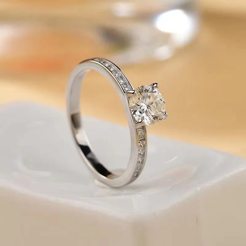 2 Carat Moissanite Zircon 925 Sterling Silver Ring - Samuels Jewelers