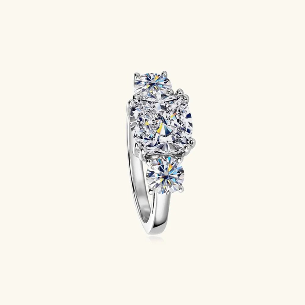 3.5 Carat Moissanite 925 Sterling Silver Ring - Samuels Jewelers