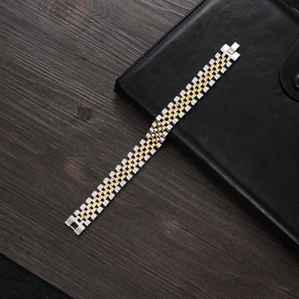 Luxury Gold 8 in Wristband Bracelet - Samuels Jewelers