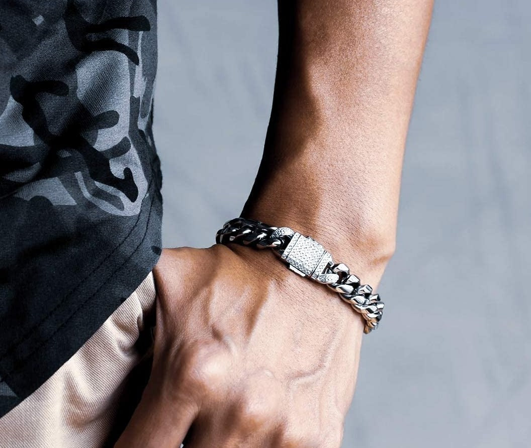 Mens Hip Hop Cuban Link Bracelet, 12mm 18k Gold Iced Out Cuban Curb Link, Urban Street-wear - Samuels Jewelers